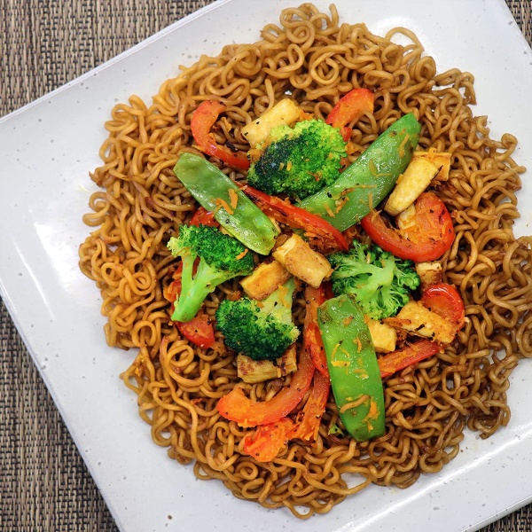 Sapporo Ichiban Chow Mein (Pack of 24) - Image 2